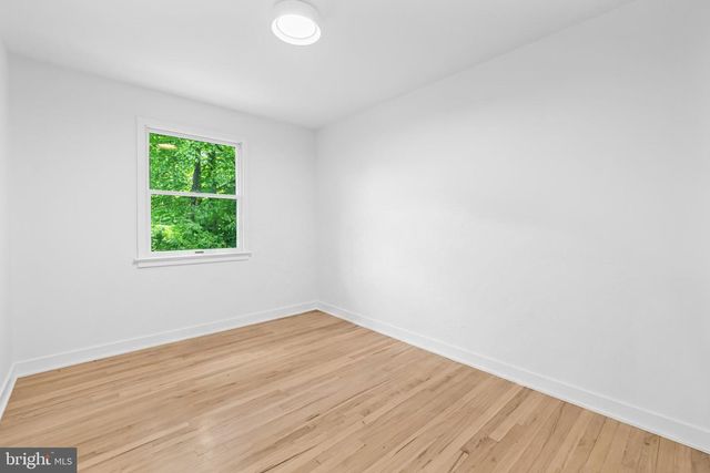 4205 BREEZEWOOD LN, Annandale, VA 22003