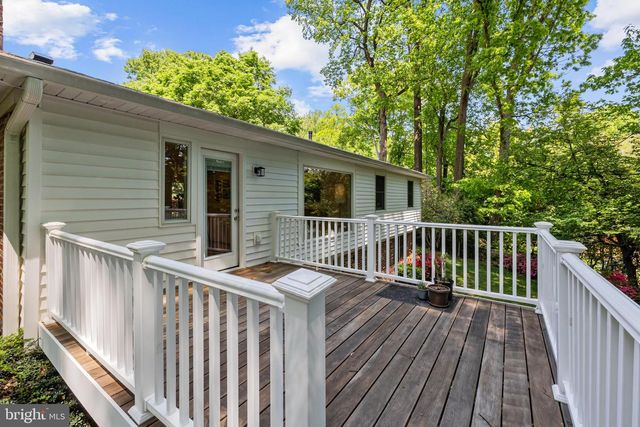 4205 BREEZEWOOD LN, Annandale, VA 22003