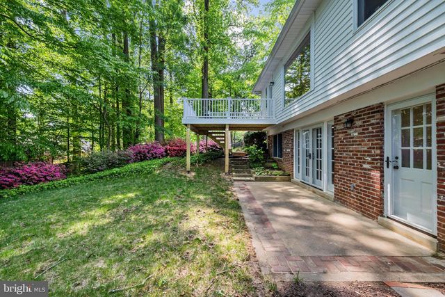4205 BREEZEWOOD LN, Annandale, VA 22003
