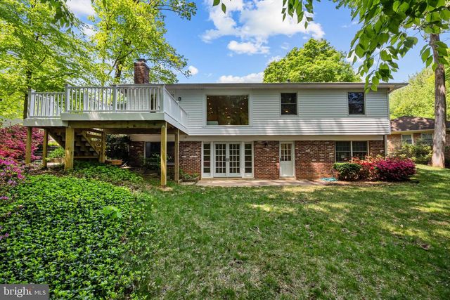 4205 BREEZEWOOD LN, Annandale, VA 22003
