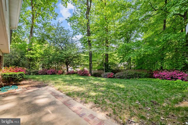 4205 BREEZEWOOD LN, Annandale, VA 22003
