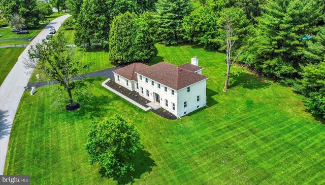 1054 SQUIRES DRIVE, West Chester, PA 19382