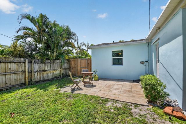 146 Wellesley Drive, Lake Worth Beach, FL 33460