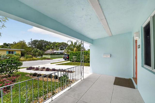 146 Wellesley Drive, Lake Worth Beach, FL 33460