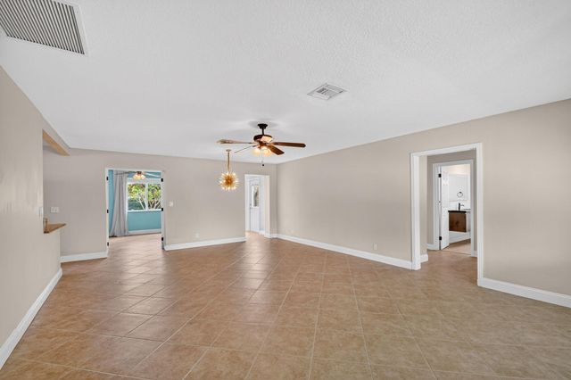 146 Wellesley Drive, Lake Worth Beach, FL 33460