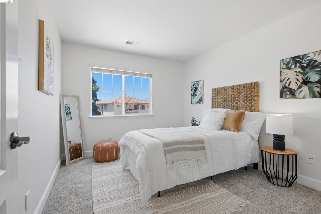 Image 16 of property listing at 5217 Rainwood Way, Antioch, CA 94531