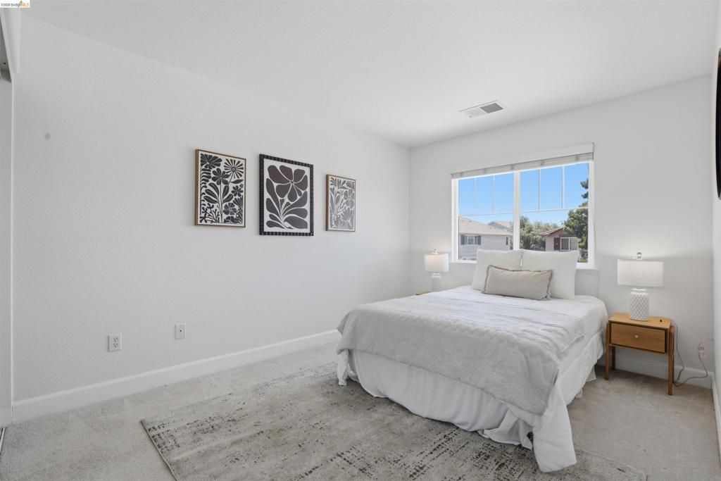 Image 17 of property listing at 5217 Rainwood Way, Antioch, CA 94531
