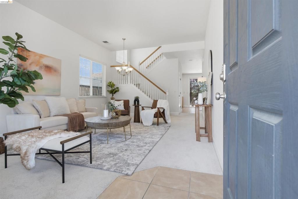 Image 3 of property listing at 5217 Rainwood Way, Antioch, CA 94531
