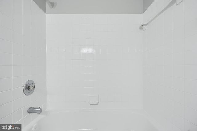 28 SANDSTONE CT, Nottingham, MD 21236