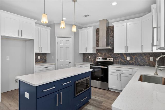 1226 Bloomsbury Lane, Gainesville, GA 30501