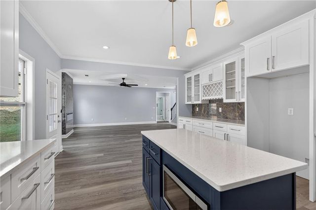 1226 Bloomsbury Lane, Gainesville, GA 30501