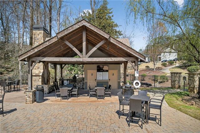 1226 Bloomsbury Lane, Gainesville, GA 30501