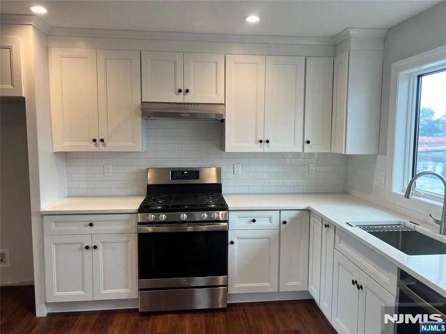 17 Martha Avenue 2, Elmwood Park, NJ 07407