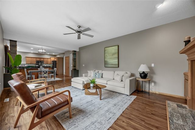 2812 Broken Woods Drive, Coralville, IA 52241