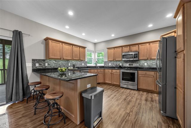2812 Broken Woods Drive, Coralville, IA 52241