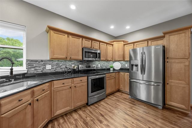 2812 Broken Woods Drive, Coralville, IA 52241