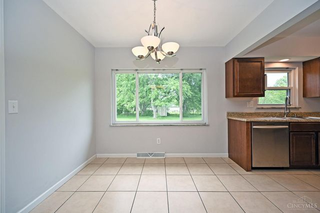 7960 Ruth Court, West Chester, OH 45069