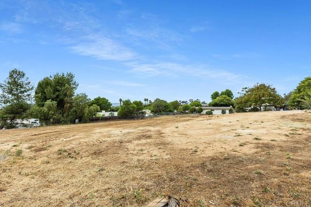 Sky Vista Way, Fallbrook, CA 92028