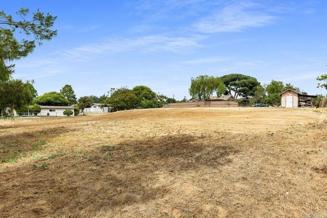 Sky Vista Way, Fallbrook, CA 92028