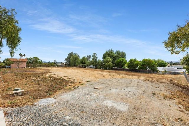 Sky Vista Way, Fallbrook, CA 92028