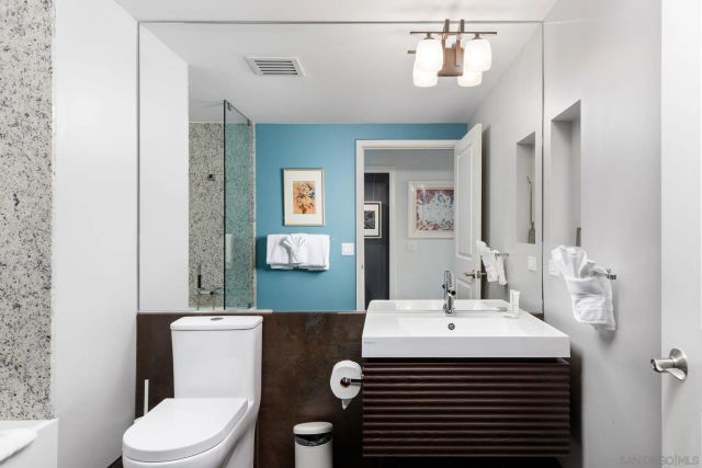 1080 Park Blvd 1702, San Diego, CA 92101