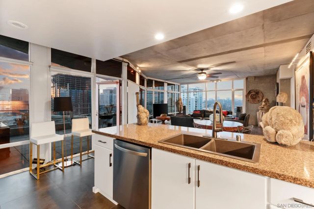1080 Park Blvd 1702, San Diego, CA 92101