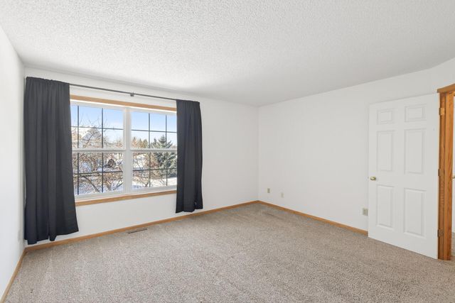 1887 Wildflower Court, Shoreview, MN 55126