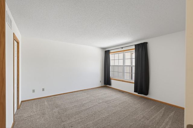 1887 Wildflower Court, Shoreview, MN 55126