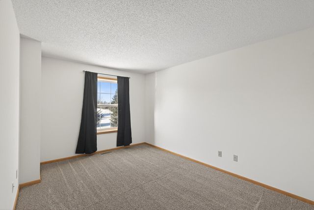 1887 Wildflower Court, Shoreview, MN 55126