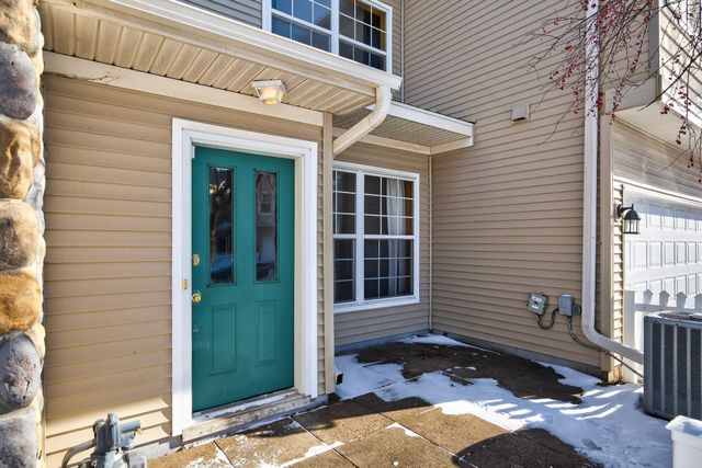 1887 Wildflower Court, Shoreview, MN 55126