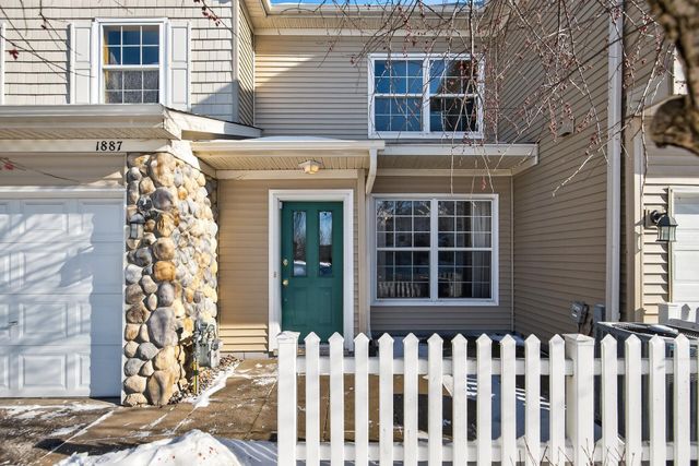 1887 Wildflower Court, Shoreview, MN 55126