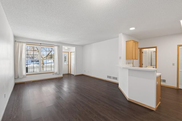 1887 Wildflower Court, Shoreview, MN 55126