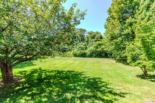 31 Josephs Drive, Saugerties, NY 12477