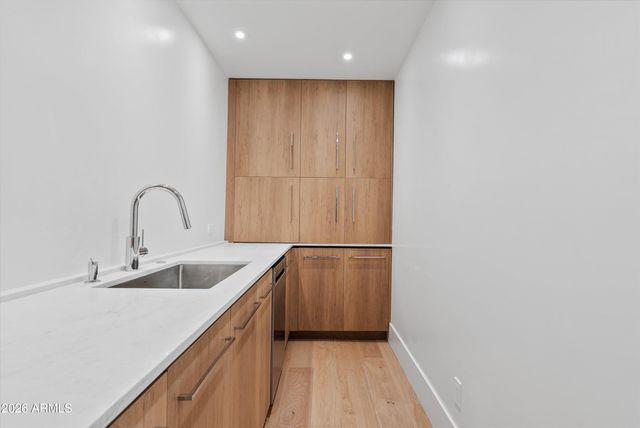 4610 E FLOWER Street, Phoenix, AZ 85018