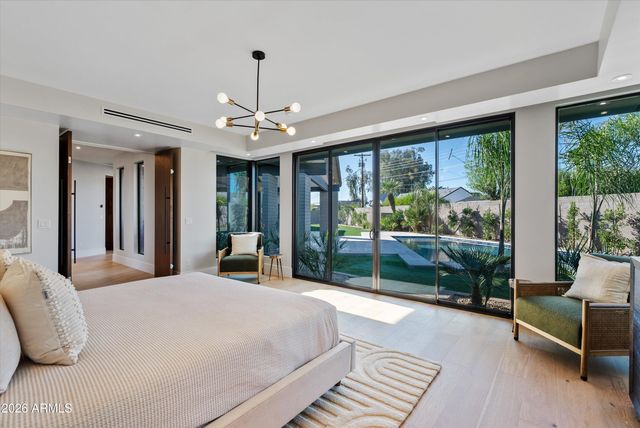 4610 E FLOWER Street, Phoenix, AZ 85018