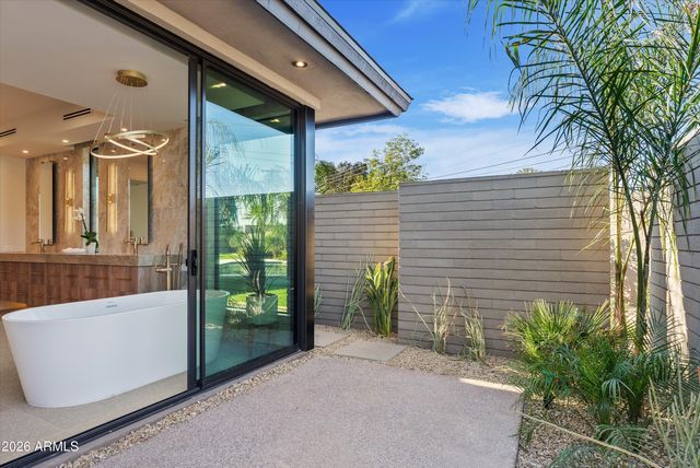 4610 E FLOWER Street, Phoenix, AZ 85018