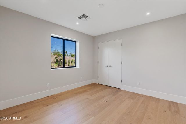 4610 E FLOWER Street, Phoenix, AZ 85018