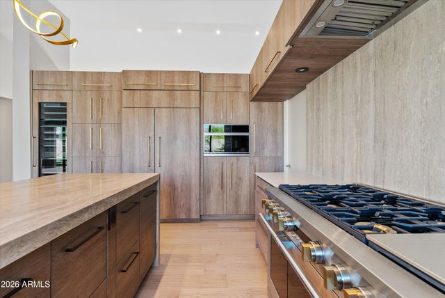 4610 E FLOWER Street, Phoenix, AZ 85018