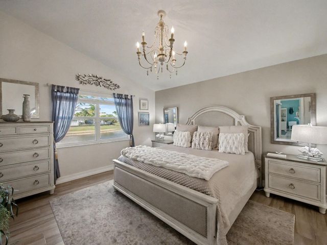 7727 Great Glen Circle, Delray Beach, FL 33446