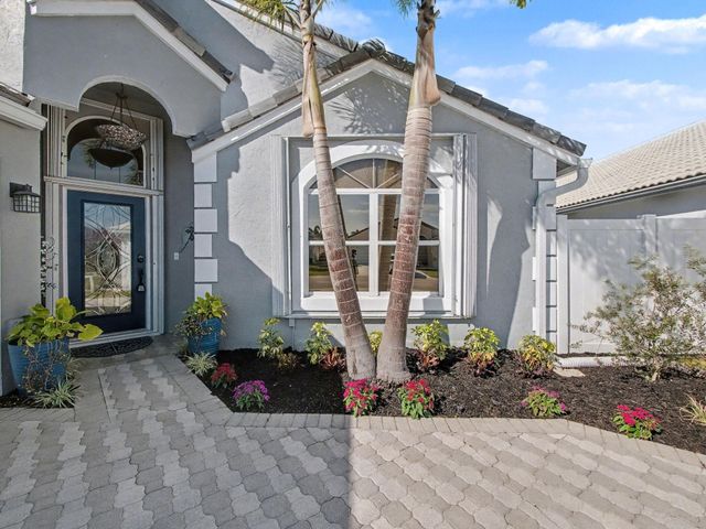 7727 Great Glen Circle, Delray Beach, FL 33446