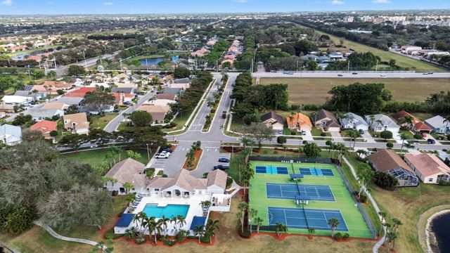 7727 Great Glen Circle, Delray Beach, FL 33446