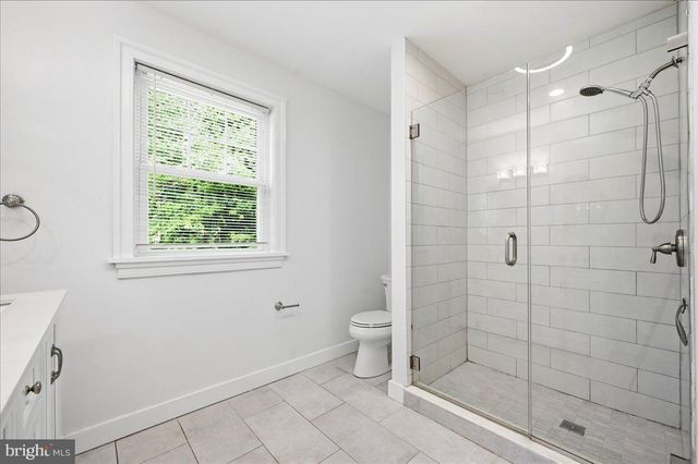 17 LIZBETH LN, Berwyn, PA 19312