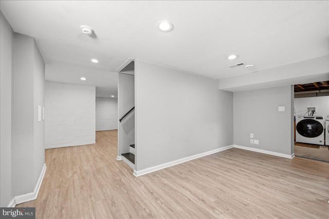 17 LIZBETH LN, Berwyn, PA 19312
