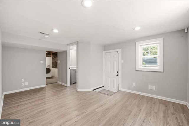 17 LIZBETH LN, Berwyn, PA 19312