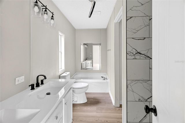 13882 SW 130TH AVENUE, Archer, FL 32618