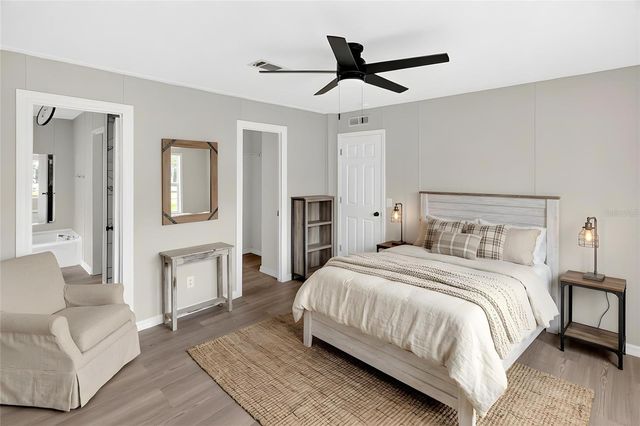 13882 SW 130TH AVENUE, Archer, FL 32618