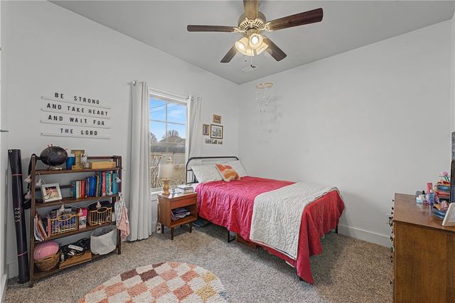 908 Fallon Street, Siloam Springs, AR 72761