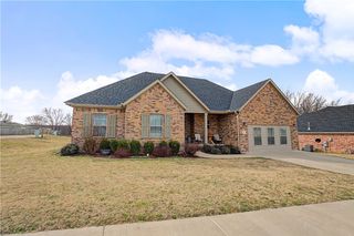 908 Fallon Street, Siloam Springs, AR 72761