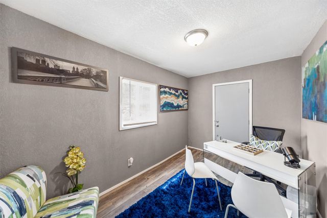 1278 E 34th Street, Des Moines, IA 50317