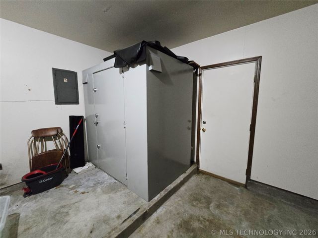 1121 W 14th Place, Claremore, OK 74017